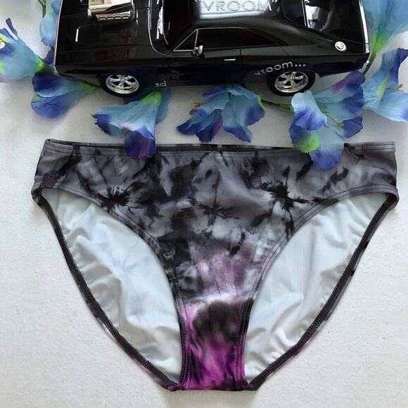 Island Escape NWT Tye Dye Swim Bottom Women 6 - Picture 2 of 9